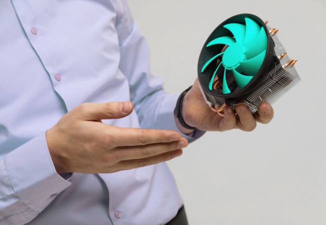 Dettaglio del sistema di raffreddamento di un computer