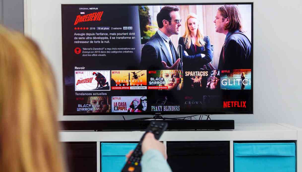 Netflix vai parar de funcionar em smart TVs antigas da Samsung; entenda