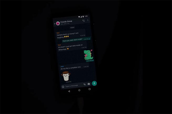 WhatsApp Dark Mode: cosa cambia per gli utenti