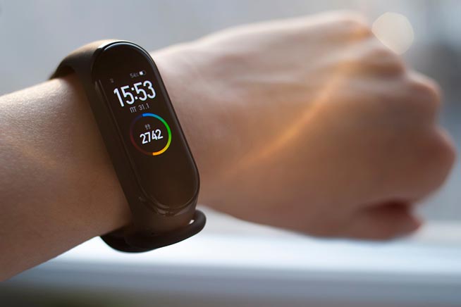 Xiaomi Mi Band 5: caratteristiche tecniche