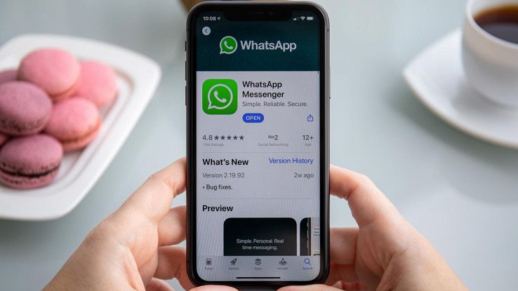 WhatsApp, grave problema: i numeri degli utenti disponibili su Google