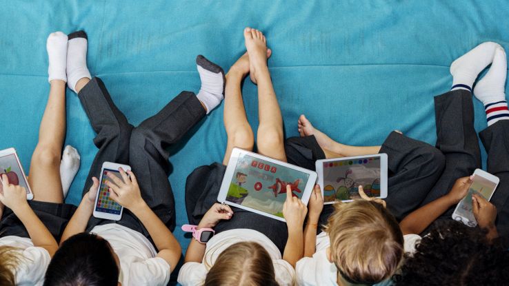I bambini più tecnologici di sempre: alla scoperta della Generazione Alpha