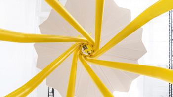 L’ombrellone smart: produce energia e diventa sostenibile