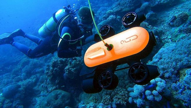 Il drone subacquee Genneino in azione