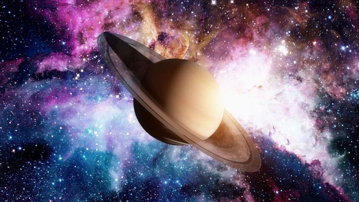 Sappiamo cosa c'è nel cuore di Saturno, grazie alla danza dei suoi anelli
