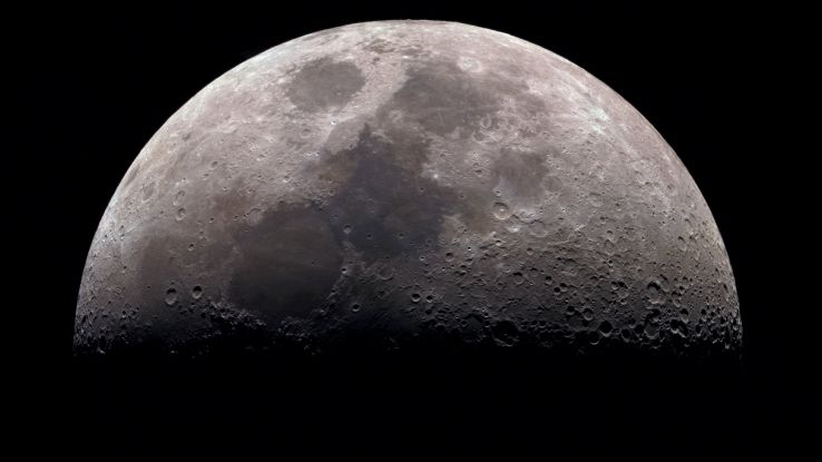 Sulla Luna c'è ossigeno per 8 miliardi di persone