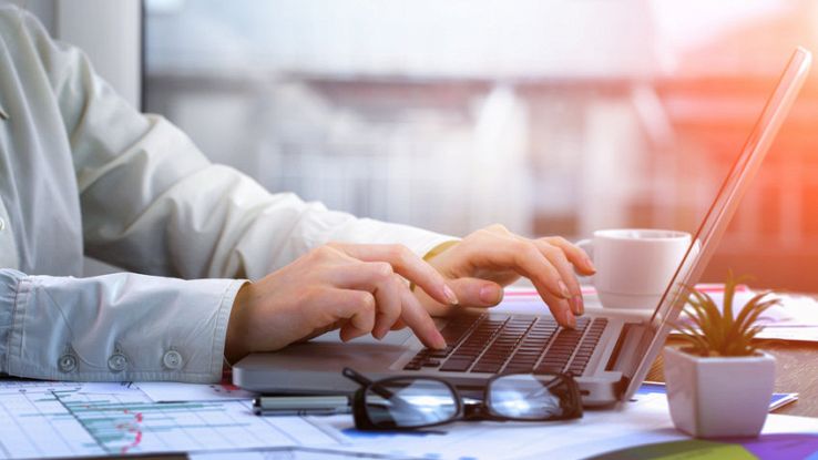Fibra ottica in casa: 3 cose da sapere prima di attivare una nuova connessione