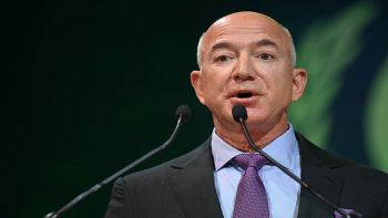 Jeff Bezos investe miliardi in Altos Labs, la startup che vuole 'creare' l'immortalità