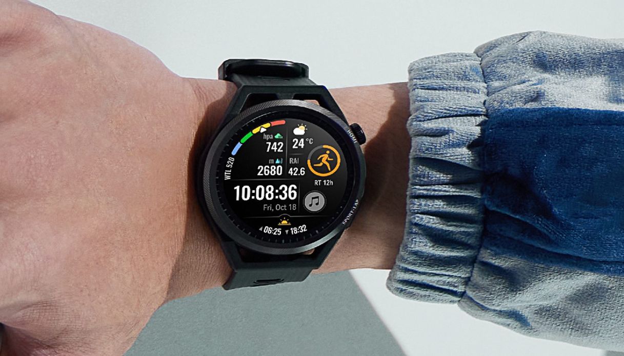 Huawei Watch GT Runner, super sconto: a questo prezzo è da 