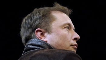 Ucraina: Elon Musk mette a disposizione Starlink