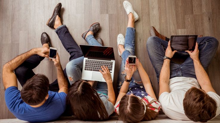 Con le offerte Internet casa e mobile si risparmia: ecco quanto