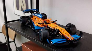 LEGO Technic McLAren F1
