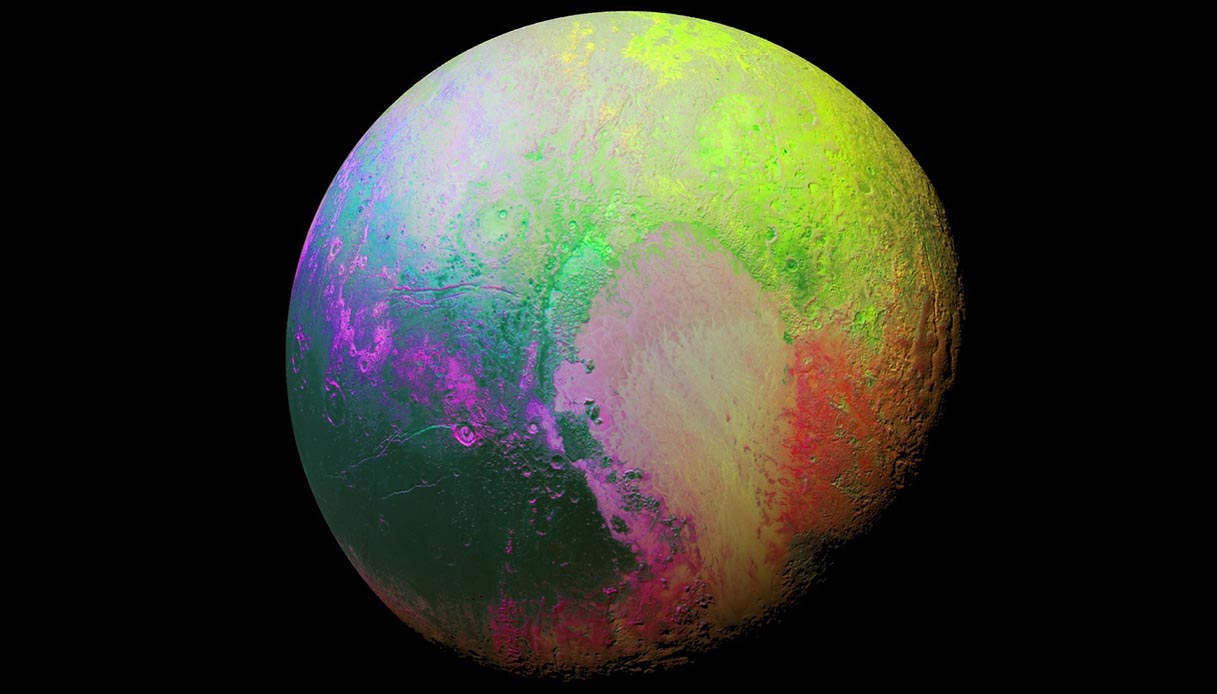 Arcobaleno su Plutone, le foto Nasa