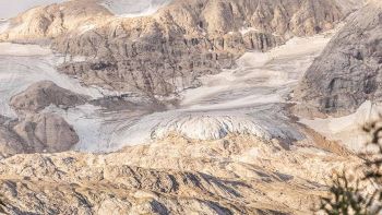 Il tratto della Marmolada interessato dal crollo del ghiacciaio