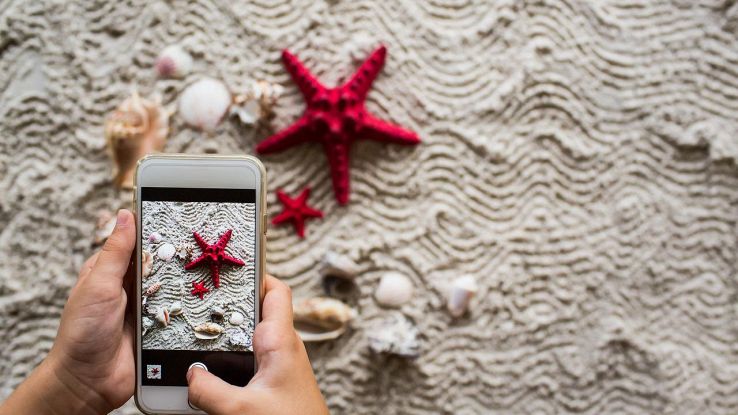 Roaming: come usare il cellulare all'estero dal 1° luglio 2022