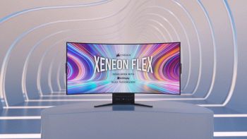 monitor pieghevole Corsair Xeneon Flex