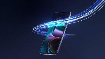 Moto edge 30