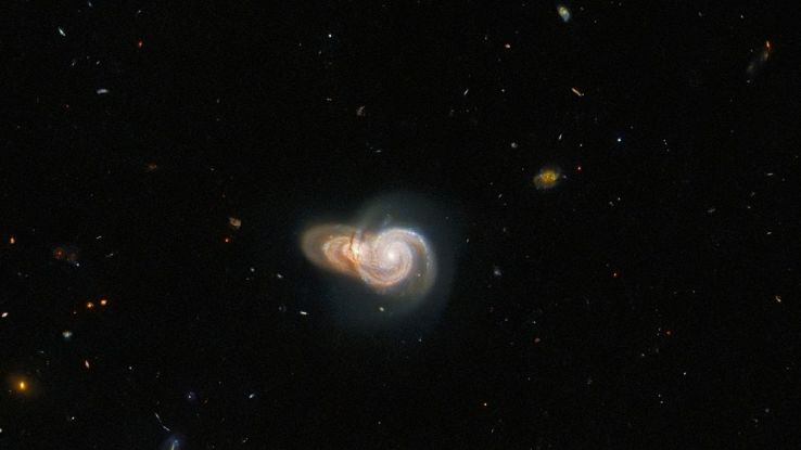 Allineamento tra due galassie