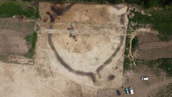 Resti di un roundel in Europa più antichi di Stonehenge