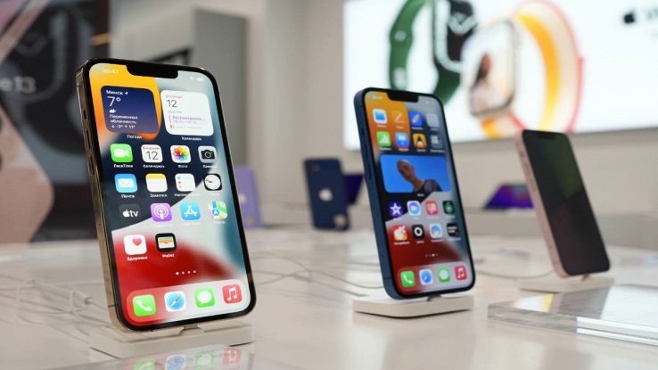 Smartphone Apple record di vendite