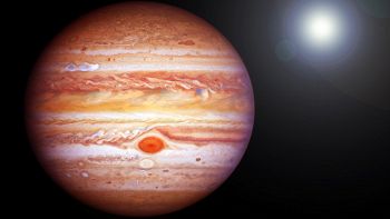 Gli astronomi hanno trovato qualcosa di incredibile intorno a Giove