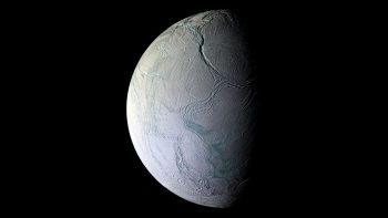 Encelado, una delle lune di Saturno