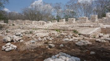 Gli archeologi hanno scoperto un maestoso palazzo Maya nello Yucatan