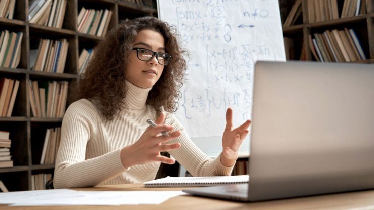 insegnante scuola o tutor scolastico