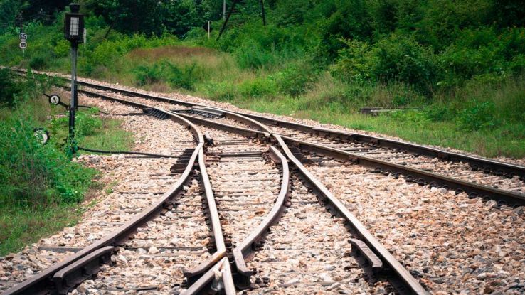 Binari si deformano per le ondate di calore
