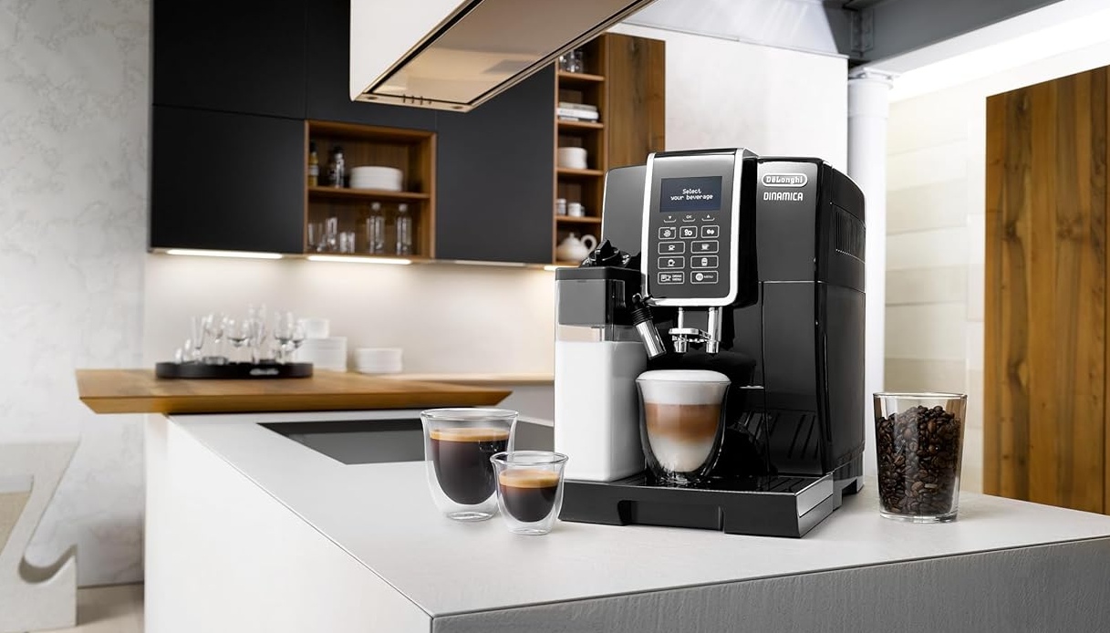 https://wips.plug.it/cips/tecnologia/cms/2024/11/delonghi-dinamica.jpg