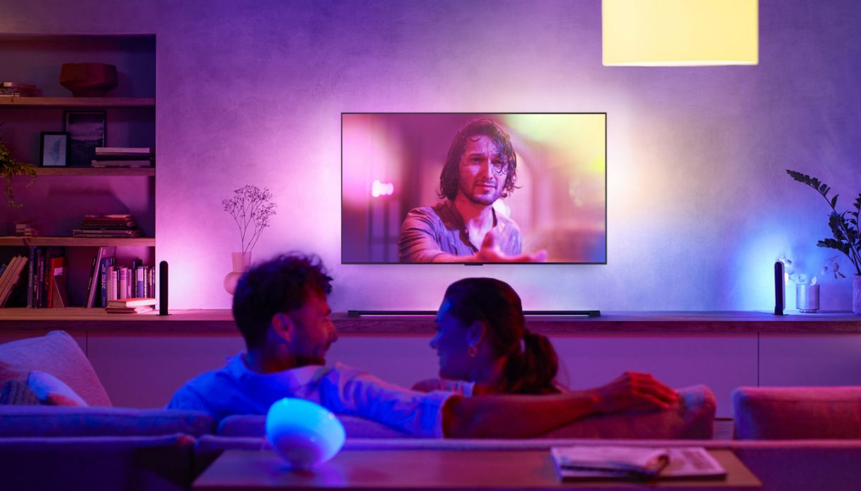 https://wips.plug.it/cips/tecnologia/cms/2025/01/philips-hue.jpg