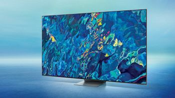 Samsung Neo QLED Serie QN95 visto trequarti frontale