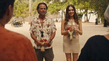 walton-goggins-aimee-lou-wood-the white lotus 3