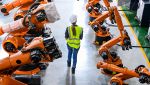 Intelligenza artificiale e lavoro, nuovo studio sui rischi reali