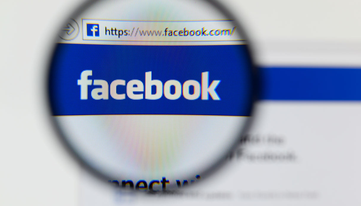 https://wips.plug.it/cips/tecnologia/cms/2025/05/truffa-facebook.jpg