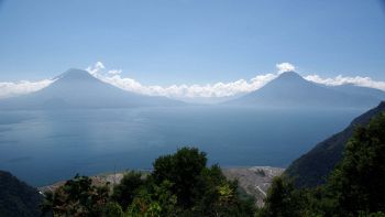 Vista dall'alto di un fantastico panorama marittimo