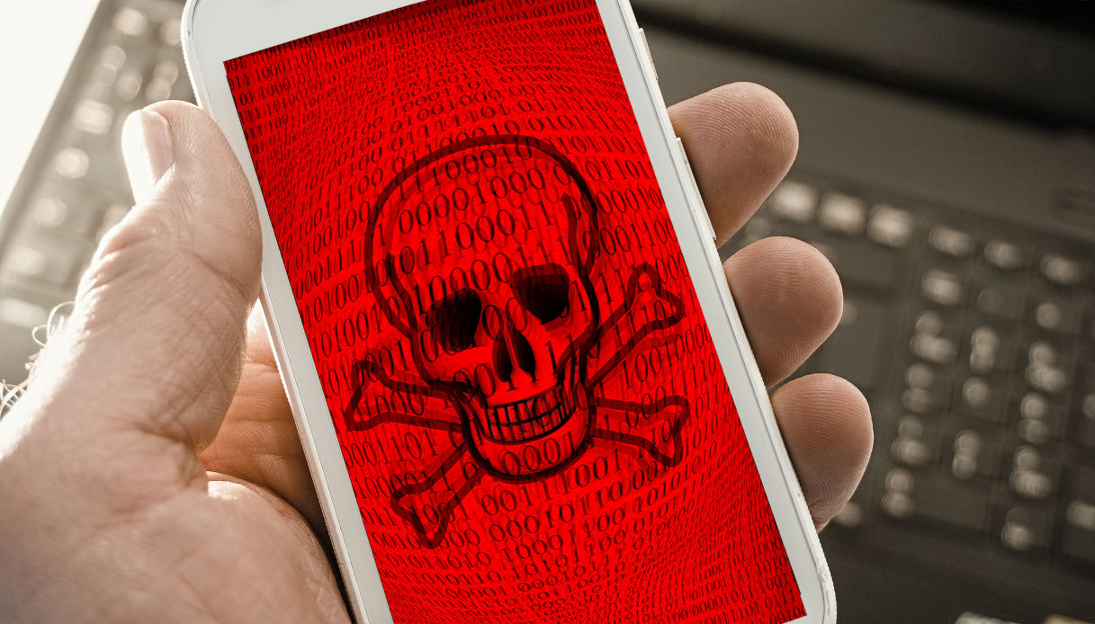 https://wips.plug.it/cips/tecnologia/cms/2025/07/adware.jpg