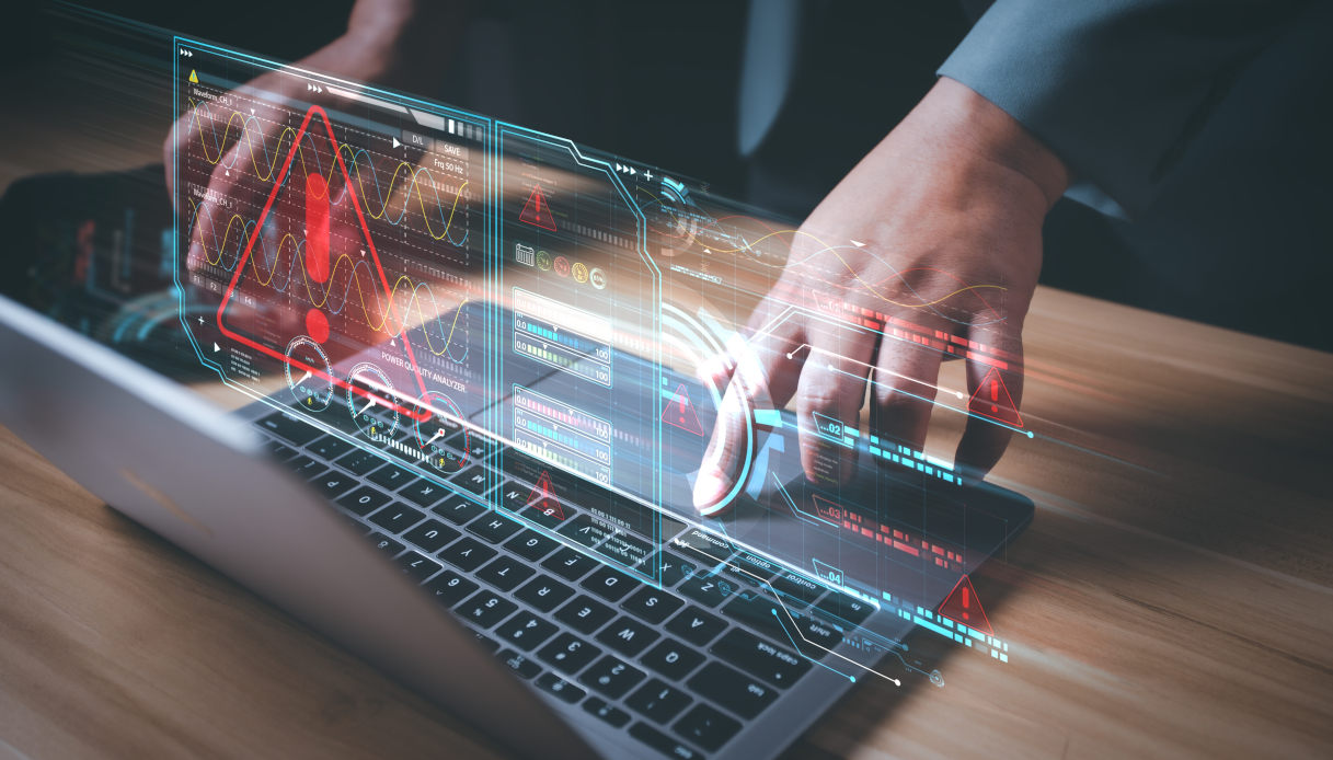 https://wips.plug.it/cips/tecnologia/cms/2025/07/hacker.jpg