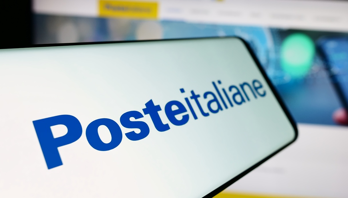 https://wips.plug.it/cips/tecnologia/cms/2025/07/poste-italiane.jpg