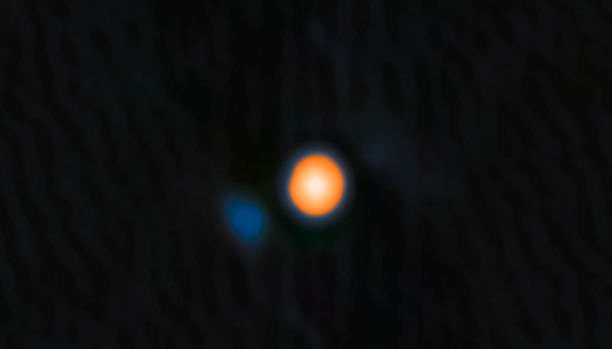 https://wips.plug.it/cips/tecnologia/cms/2025/07/stella-betelgeuse-esplodera.jpg