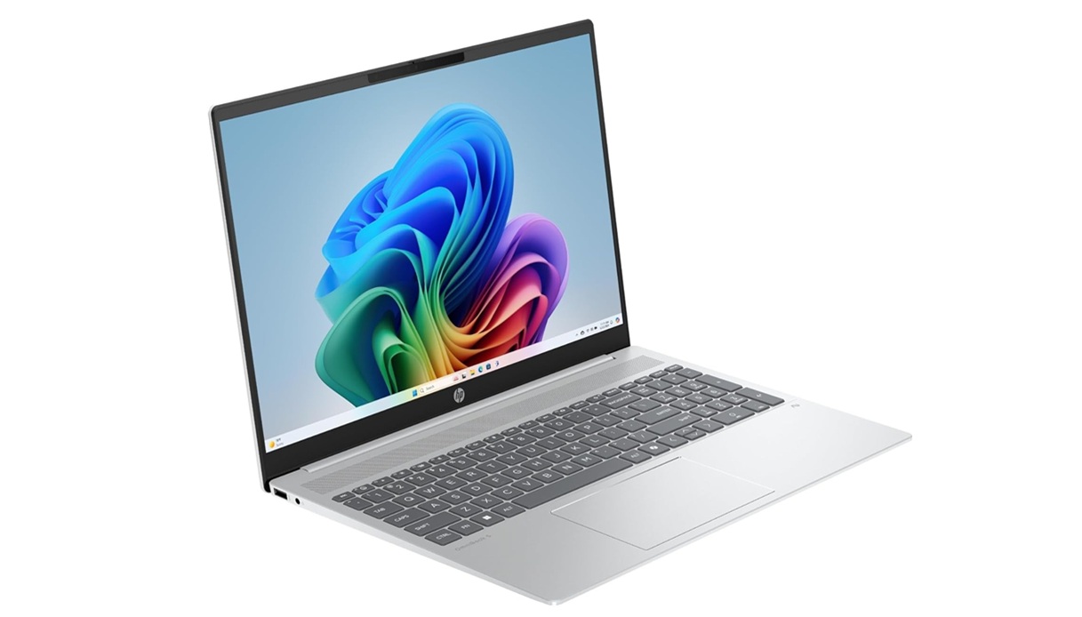 https://wips.plug.it/cips/tecnologia/cms/2025/08/hp-omnibook-5.jpg