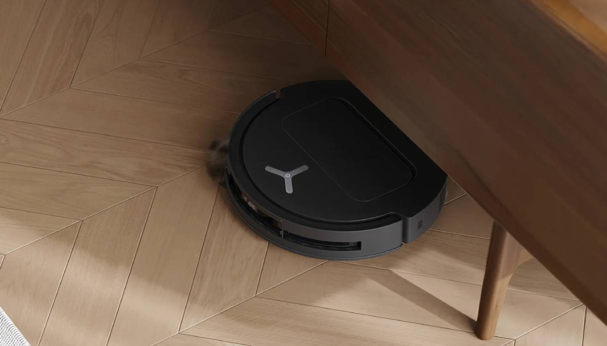 https://wips.plug.it/cips/tecnologia/cms/2025/08/robot-aspirapolvere-ecovacs.jpg