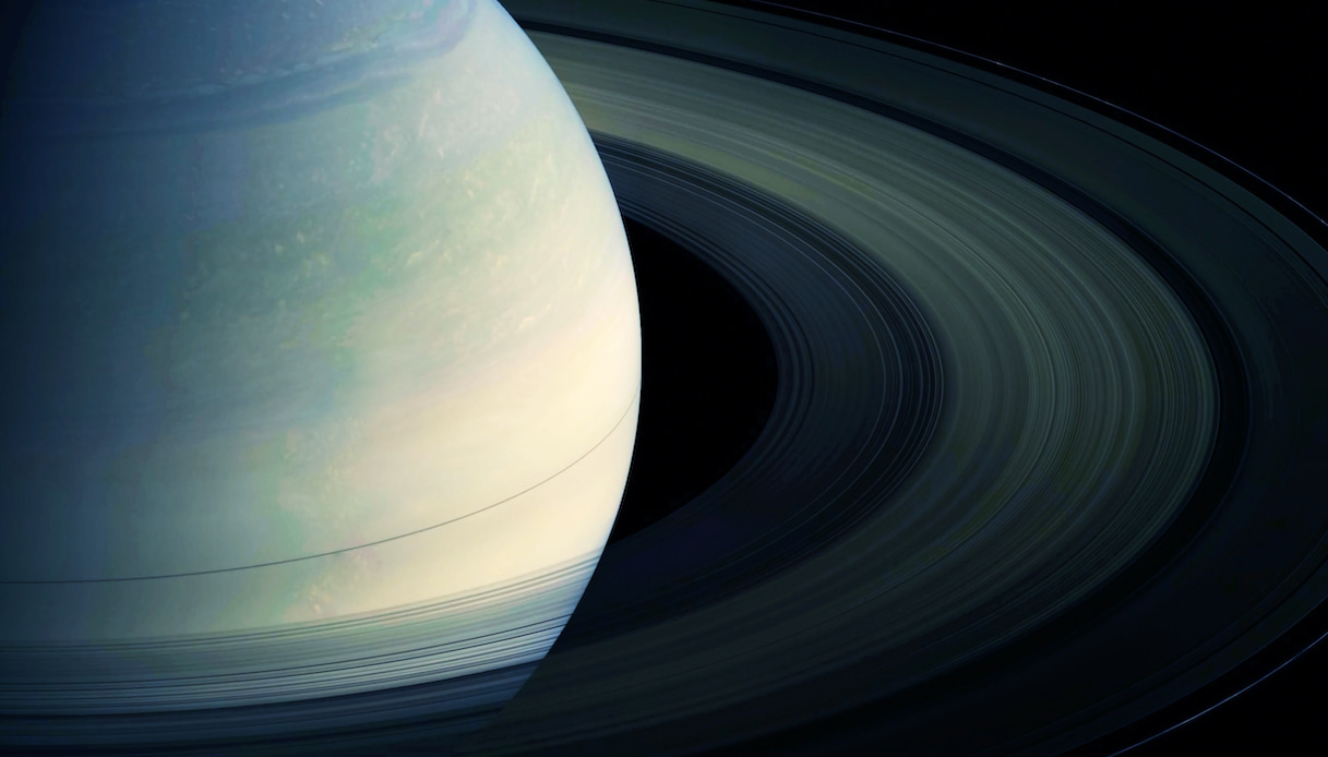 https://wips.plug.it/cips/tecnologia/cms/2025/09/saturno.jpg