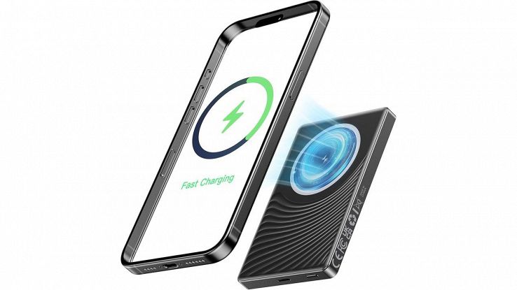 Amazon, sconto imperdibile sul power bank tascabile per iPhone