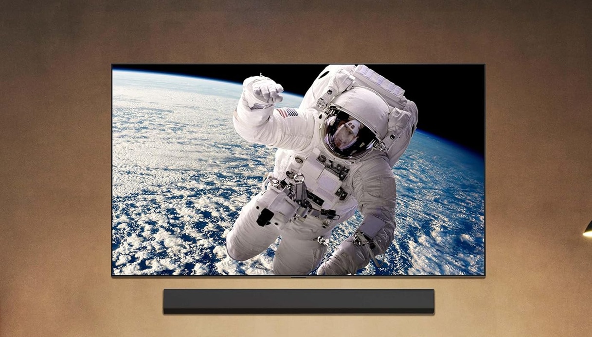 https://wips.plug.it/cips/tecnologia/cms/2025/10/lg-tv-oled.jpg