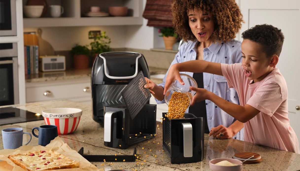 https://wips.plug.it/cips/tecnologia/cms/2025/10/russellhobbs-doppio.jpg