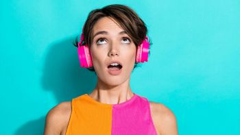 Una canzone creata con l'AI è al primo posto delle classifiche negli Stati Uniti