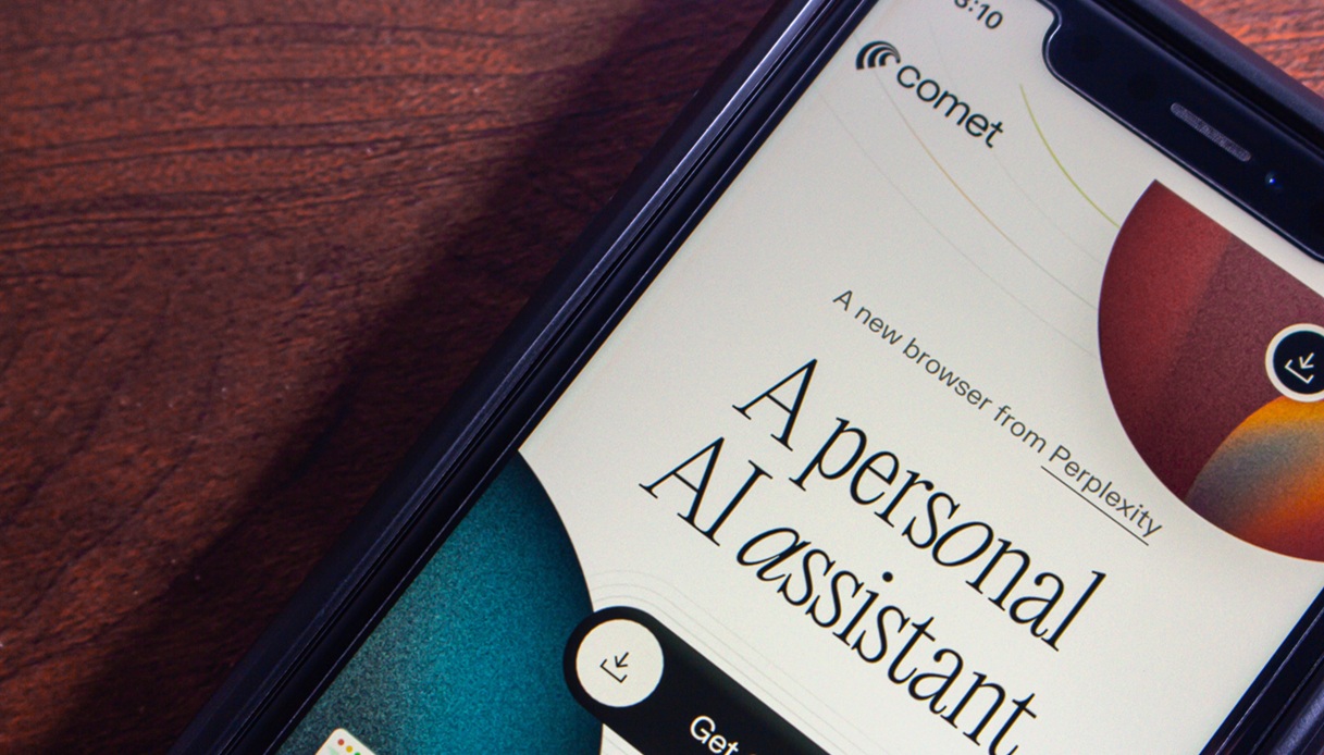 https://wips.plug.it/cips/tecnologia/cms/2025/11/comet-browser-ai-perplexity.jpg