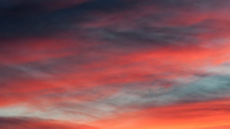 Mistero in Italia: cos'è la nube rossa