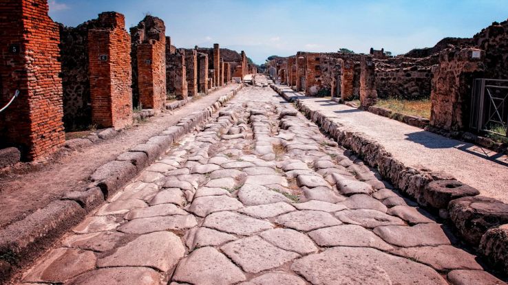 Strade da ricostruire